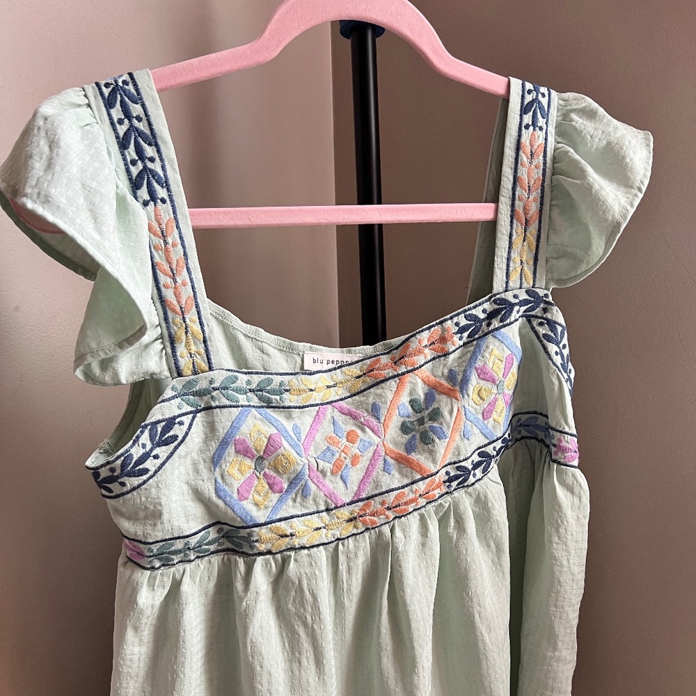 Cute top for summer